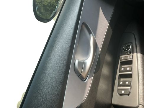 Used 2024 Kia Forte LXS w/ LXS Technology Package FWD image 17