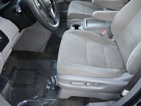 Used 2014 Honda Odyssey EX image 25