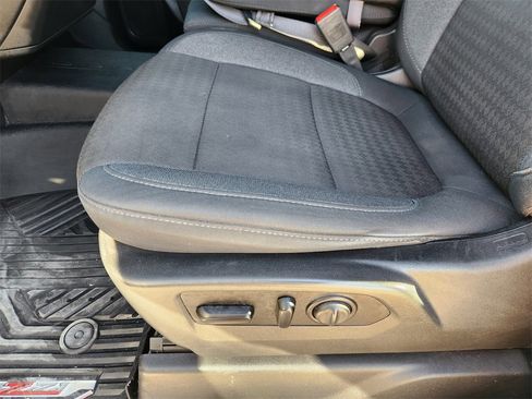 Used 2020 Chevrolet Silverado 1500 LT w/ Texas Edition image 23