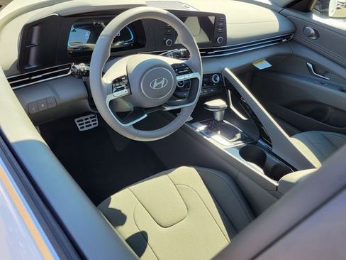 New 2026 Hyundai Elantra SEL Sport Premium image 3
