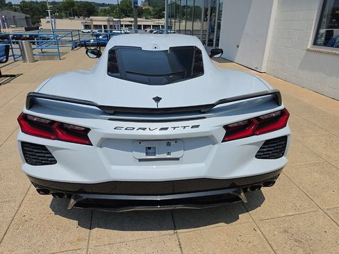 Used 2024 Chevrolet Corvette Stingray Preferred Cpe w/ Z51 Performance Package RWD image 4