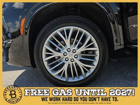 New 2027 Buick Enclave Avenir w/ LPO, Floor Liner Package FWD image 31