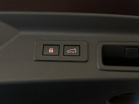 New 2026 Subaru Forester Touring AWD/4WD image 18