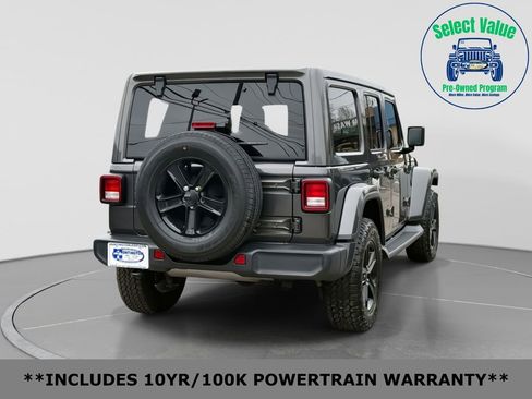 Used 2020 Jeep Wrangler Unlimited Sahara image 3