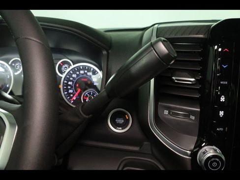 New 2026 RAM 2500 Big Horn AWD/4WD image 19
