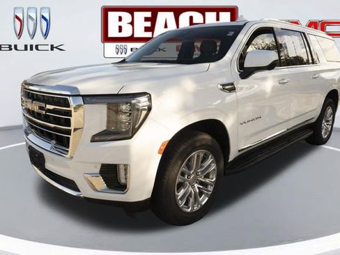 Used 2023 GMC Yukon XL SLT image 7