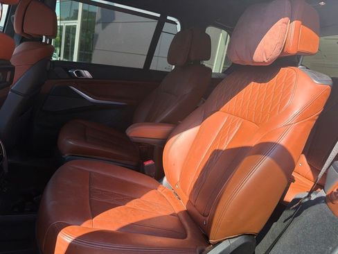 Used 2022 BMW X7 M50i AWD/4WD image 21