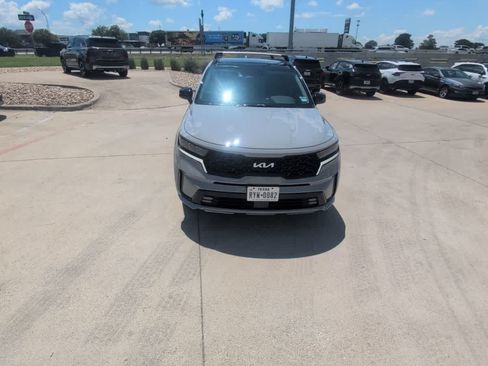 Used 2022 Kia Sorento SX AWD/4WD image 14