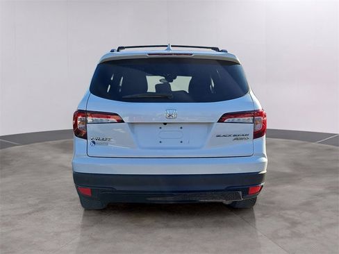 Certified 2021 Honda Pilot Black Edition image 5