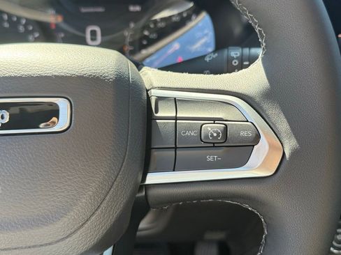 New 2026 Jeep Compass Latitude AWD/4WD image 20