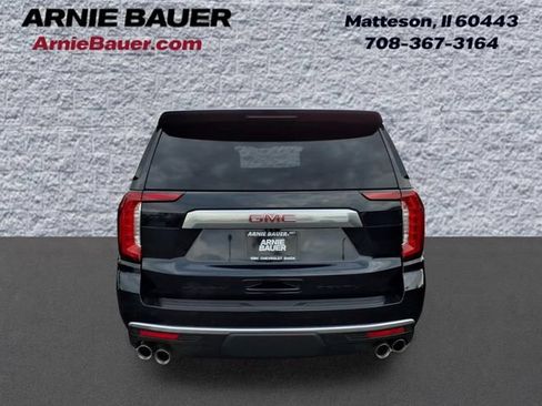 Used 2023 GMC Yukon XL Denali w/ Advanced Technology Package AWD/4WD image 10