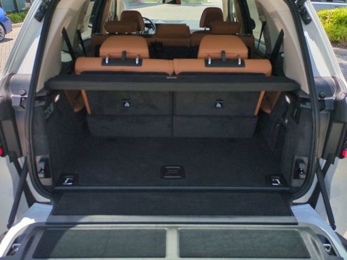 New 2027 BMW X7 xDrive40i w/ Premium Package AWD/4WD image 13