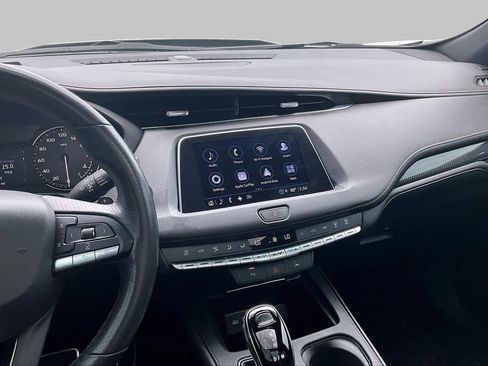 Used 2023 Cadillac XT4 Sport FWD image 7