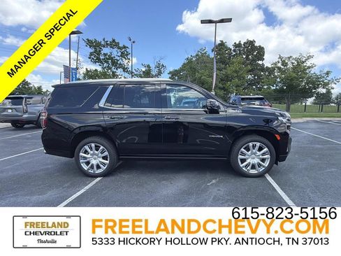 Used 2023 Chevrolet Tahoe High Country w/ Premium Package 2 AWD/4WD image 2