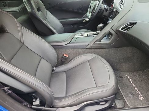 Used 2016 Chevrolet Corvette Stingray Coupe image 25