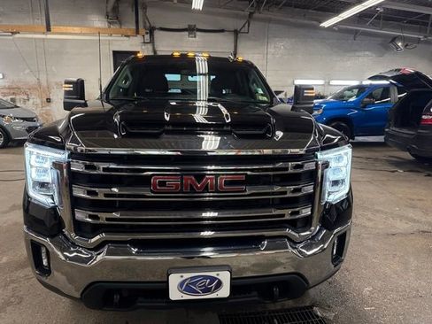 Used 2022 GMC Sierra 2500 SLE w/ SLE Convenience Package AWD/4WD image 2