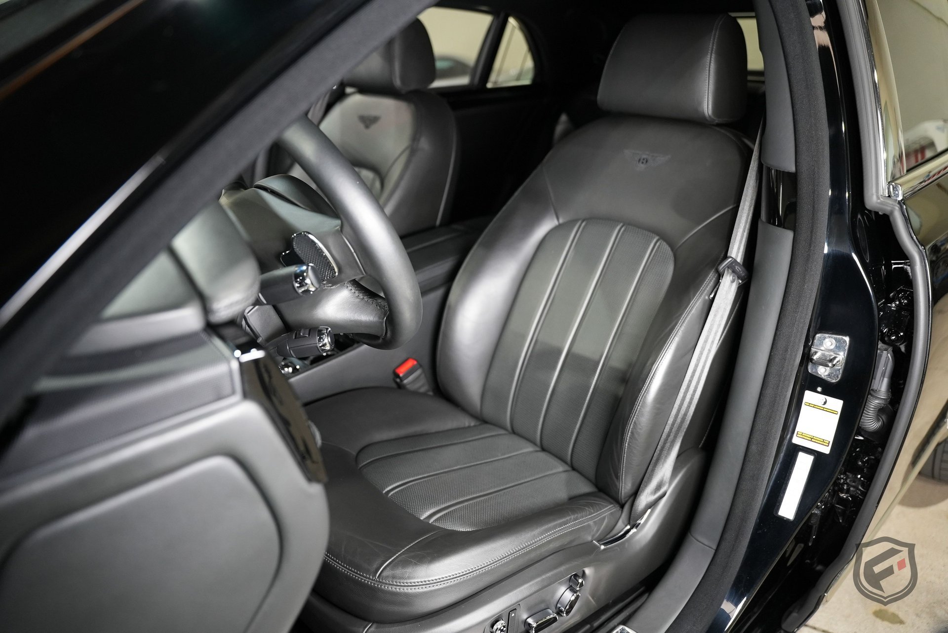 Used 2012 Bentley Mulsanne RWD image 30