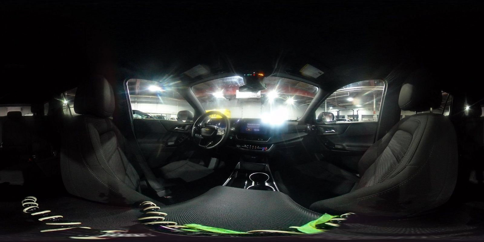 Used 2025 Chevrolet Equinox LT FWD image 36