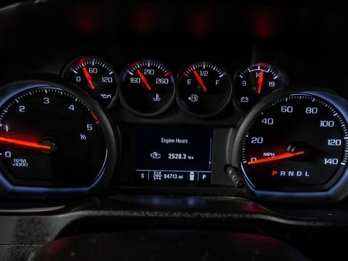 Used 2021 Chevrolet Silverado 2500 Custom w/ Custom Value Package AWD/4WD image 18
