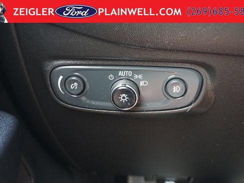 Used 2020 Chevrolet Equinox LT FWD image 28