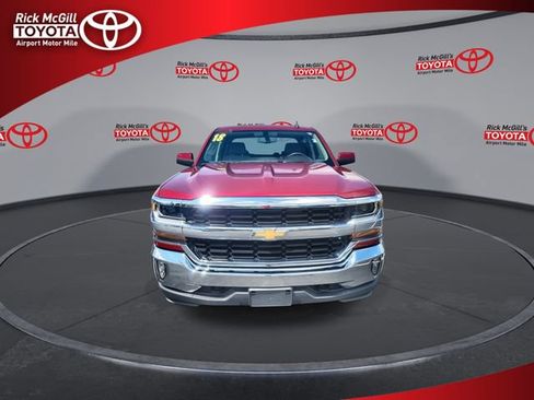 Used 2018 Chevrolet Silverado 1500 LT w/ All Star Edition AWD/4WD image 3