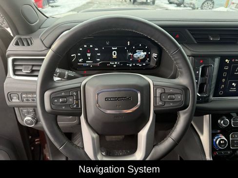 Used 2023 GMC Yukon Denali image 8
