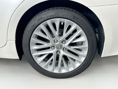 Used 2018 Lexus ES 350 w/ Ultra Luxury Package FWD image 11