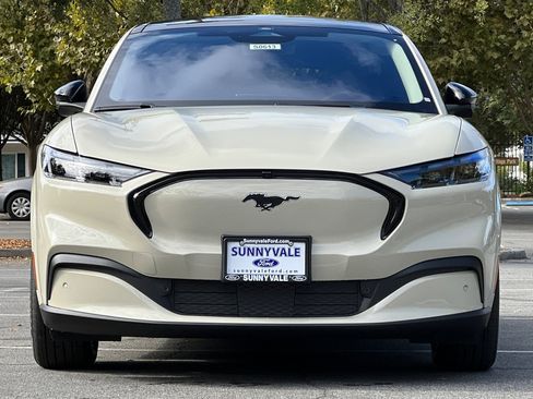 New 2025 Ford Mustang Mach-E Premium image 3
