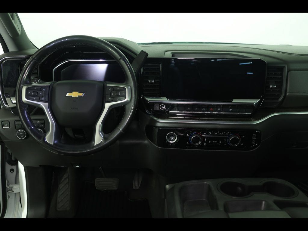 Used 2022 Chevrolet Silverado 1500 LT AWD/4WD image 15