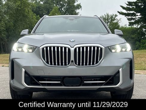 Certified 2025 BMW X5 xDrive40i w/ Premium Package AWD/4WD image 2
