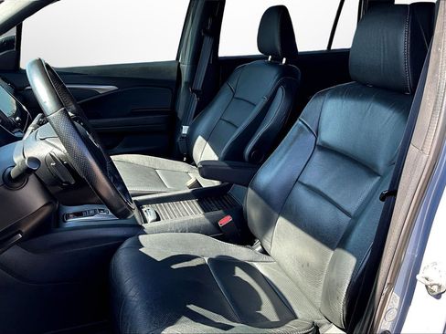 Used 2022 Honda Passport EX-L image 16