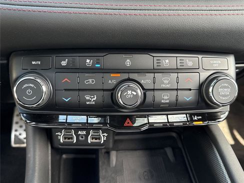 Used 2022 Dodge Durango R/T AWD/4WD image 12
