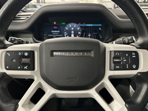 Used 2025 Land Rover Defender 110 S image 18