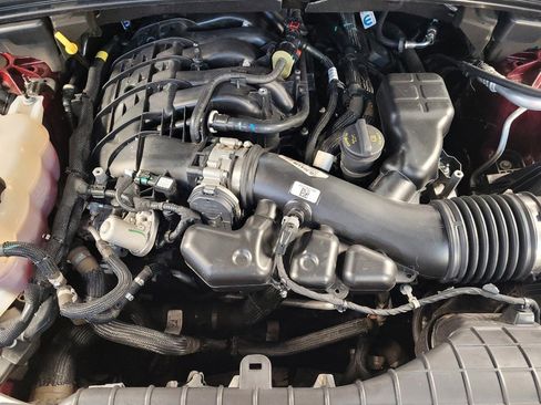 Used 2023 Jeep Grand Cherokee Laredo AWD/4WD image 30
