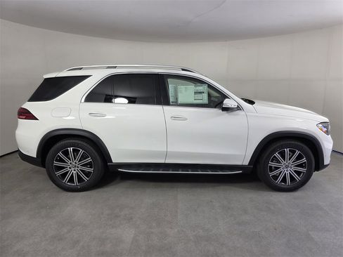 New 2026 Mercedes-Benz GLE 350 4MATIC image 3