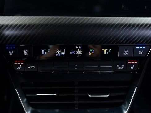 Used 2023 Audi RS e-tron GT w/ Carbon Performance Package image 15