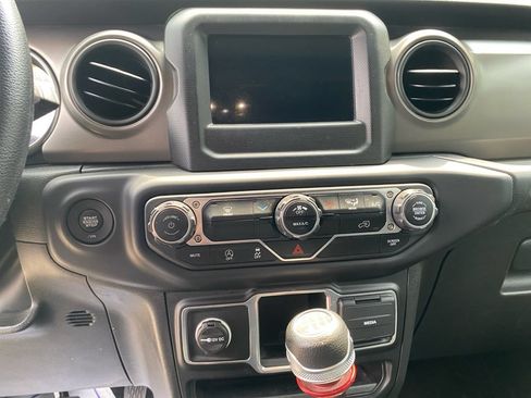 Certified 2023 Jeep Wrangler Unlimited Sport AWD/4WD image 19
