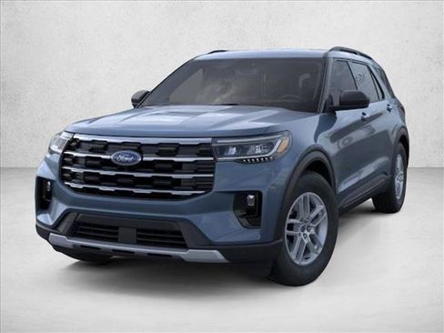 New 2026 Ford Explorer Active w/ Active Comfort Package RWD image 2