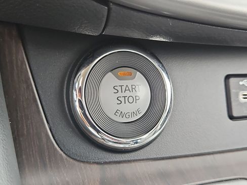 Certified 2024 Nissan Murano Platinum w/ Cargo Package image 27