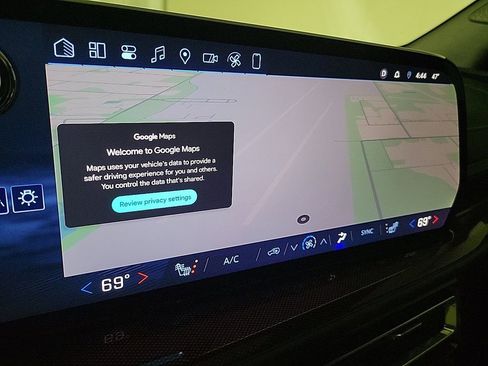 Used 2025 Chevrolet Traverse Z71 w/ Enhanced Driving Package image 20