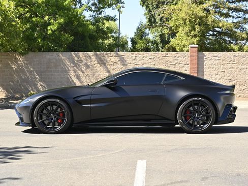 Used 2020 Aston Martin V8 Vantage Coupe RWD image 12
