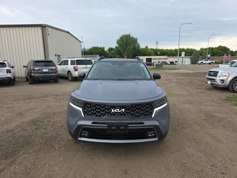 Used 2023 Kia Sorento SX Prestige AWD/4WD image 8