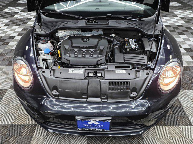 Used 2018 Volkswagen Beetle 2.0T S w/ Style & Comfort Package For S FWD image 32