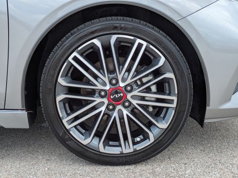 Used 2024 Kia Forte GT FWD image 11