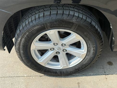 Used 2010 Toyota Highlander SE AWD/4WD image 37
