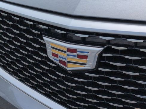 Certified 2020 Cadillac XT6 Premium Luxury AWD/4WD image 32