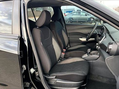 Certified 2020 Nissan Kicks SV image 8