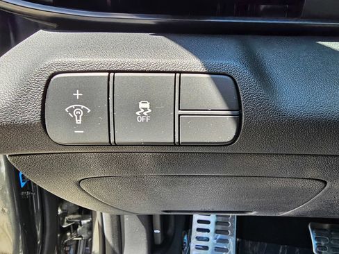 Certified 2026 Hyundai Elantra Sport FWD image 24