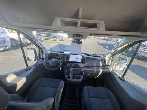 Used 2022 Ford Transit 350 XLT image 28