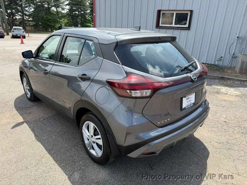 Used 2024 Nissan Kicks S FWD image 7